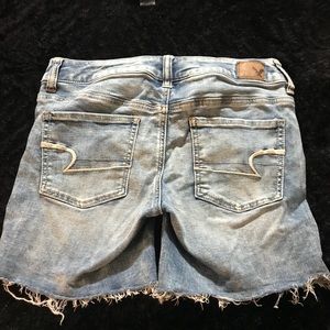 American eagle shorts size 4